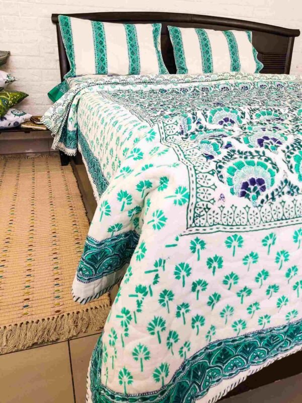 mor bagh green quilt