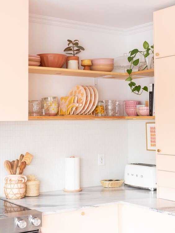 peach fuzz pantone 13-1023 kitchen decor3 2024